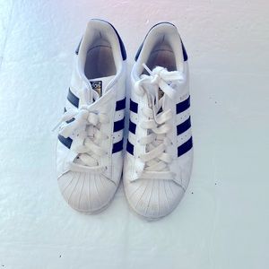 Kids adidas sneakers
